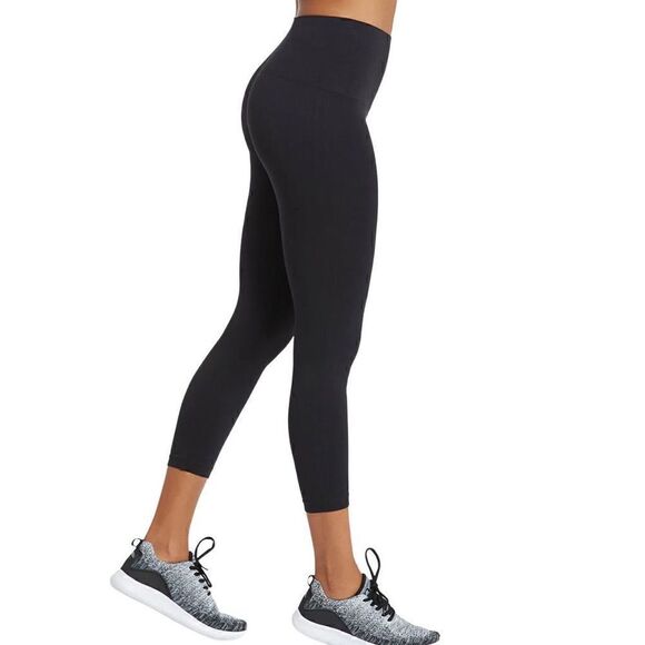 SPANX Look at Me Now Seamless Cropped Leggings Black NWOT Small - Picture 7 of 8